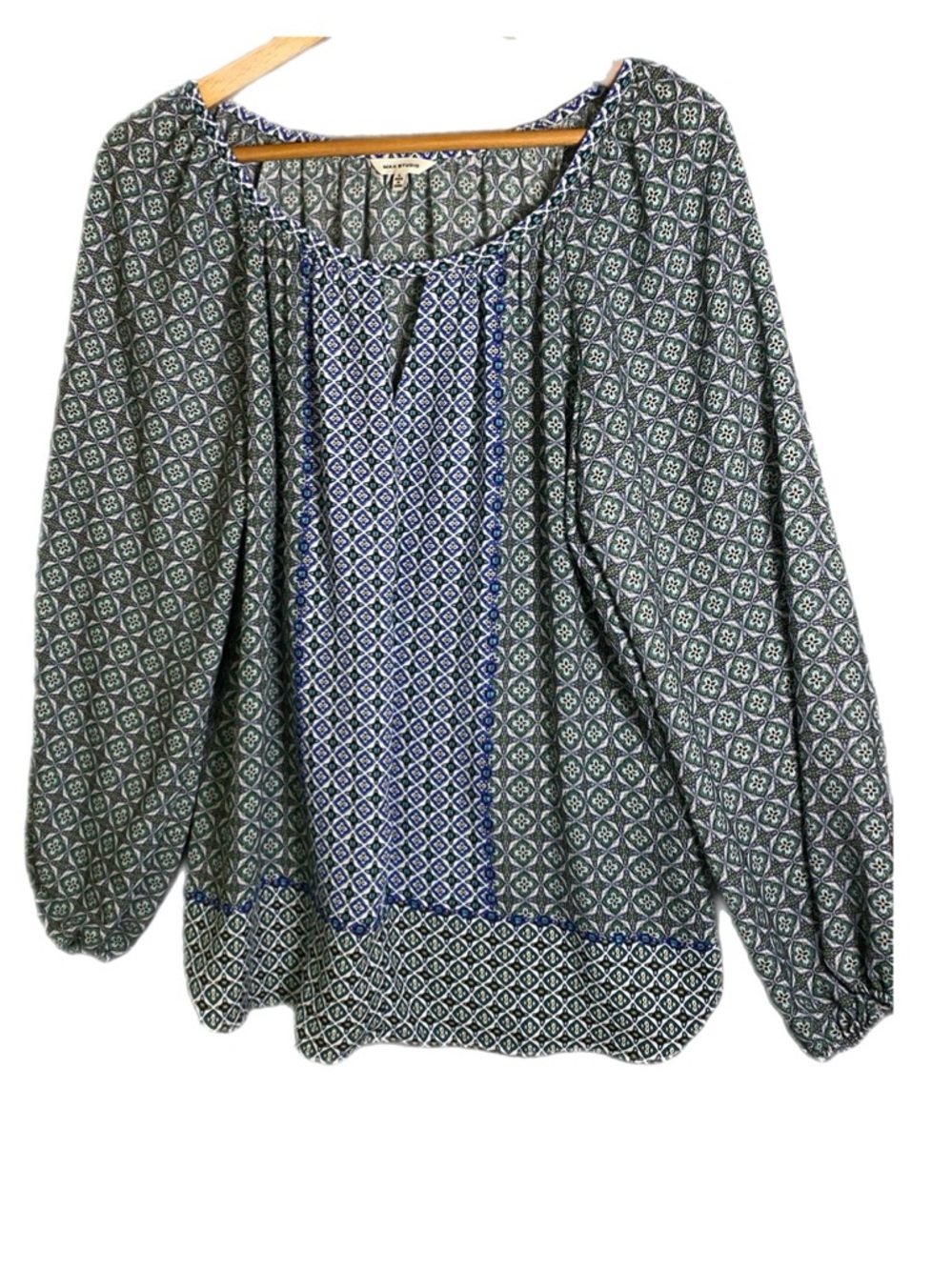Max studio‎ boho long sleeve v neck size Large Blouse work modest